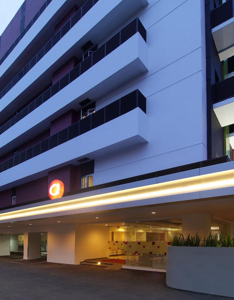 Amaris Hotel Mangga Besar Jakarta Buitenkant foto